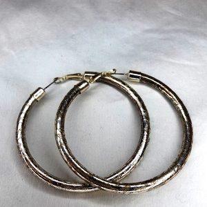 Silver hoop Earrings, with engraved design